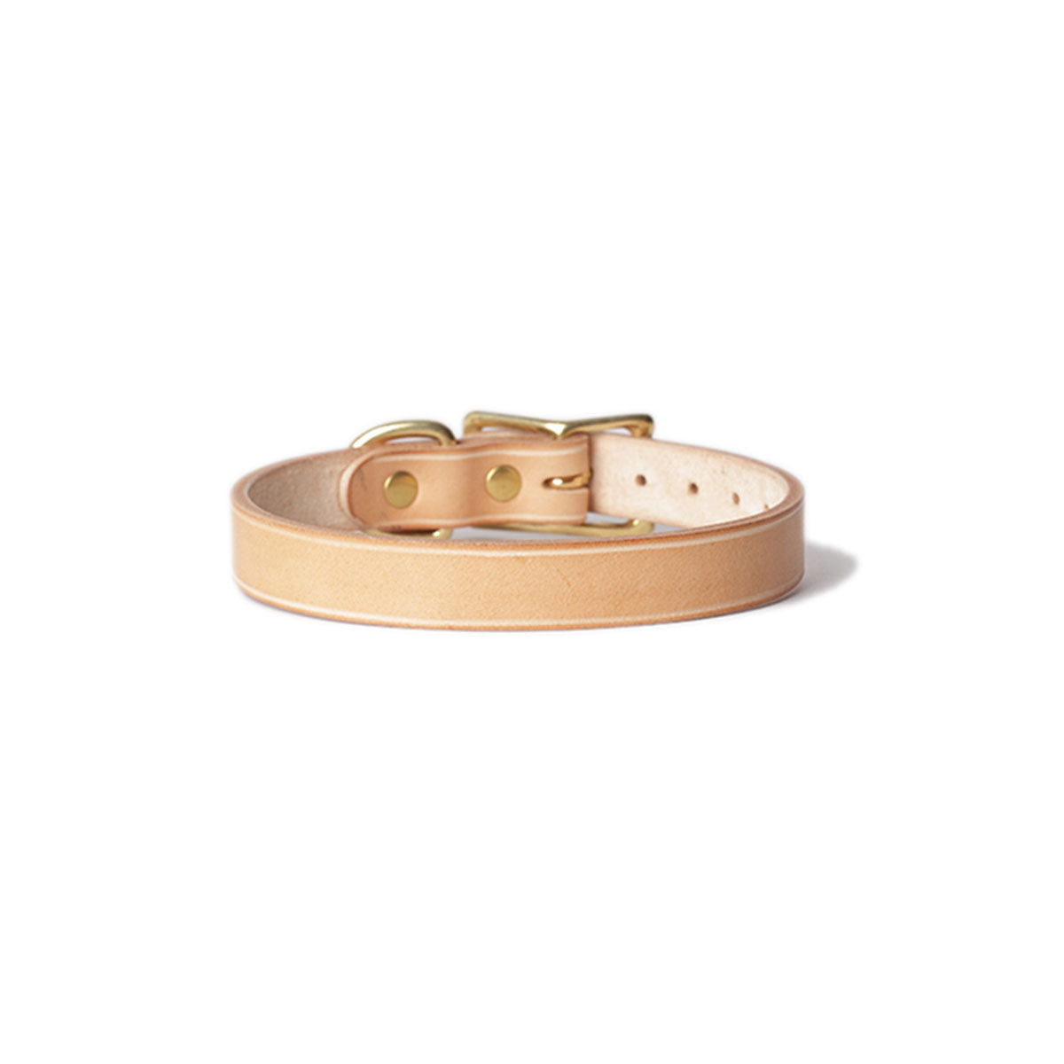 adjustable leather collar back side